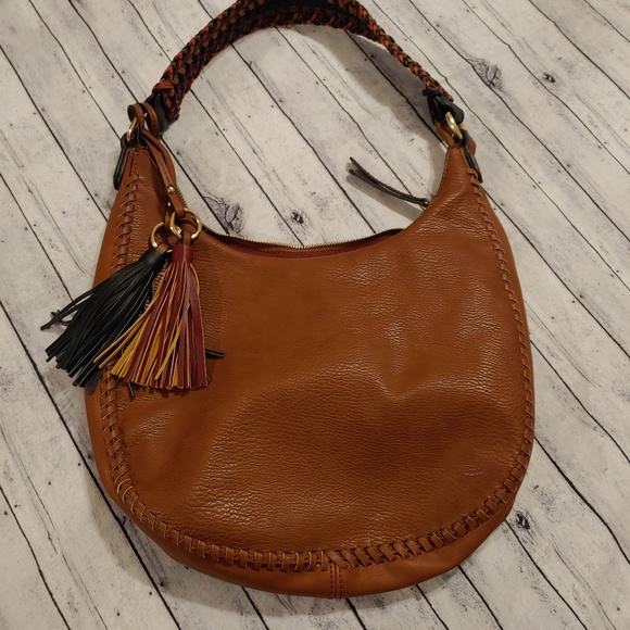 Sondra Roberts braided handle faux leather bag - Picture 5 of 8